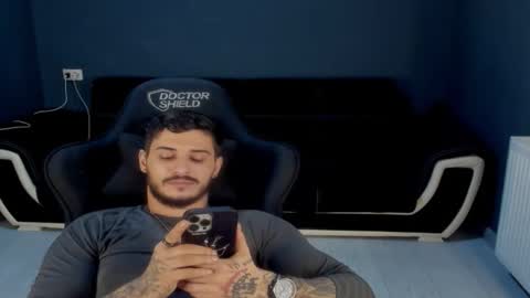 jonnyporn1 online show from 03/09/26, 04:00