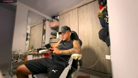 DAVID online show from 11/08/25, 01:39