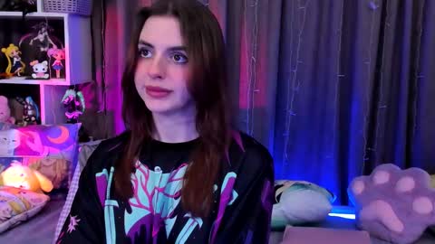 Snapshot of jorougumo chatting on 11/20/25, 05:12 Rose online show from 11/20/25, 05:12