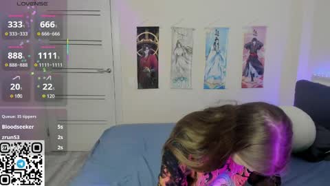 Mila online show from 03/23/26, 12:14