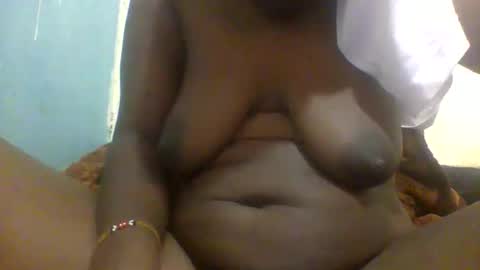 jos_lynn online show from 12/04/25, 12:47