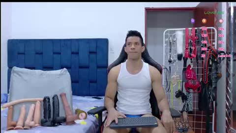 jose_rumbero91 online show from 02/23/26, 04:10