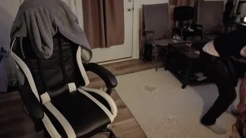 Josef online show from 05/17/26, 03:48