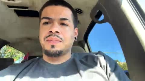 Snapshot of joselopez22331 chatting on 05/27/26, 02:36 J online show from 05/27/26, 02:36