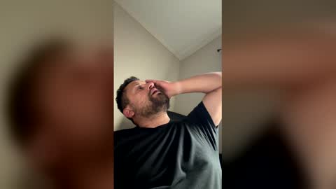 josemin1089 online show from 04/28/26, 09:09