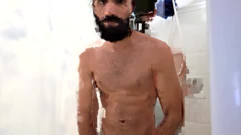 Snapshot of josenumenez chatting on 02/18/25, 09:09 Jose online show from 02/18/25, 09:09