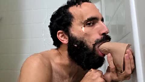 Snapshot of josenumenez chatting on 02/22/25, 08:42 Jose online show from 02/22/25, 08:42