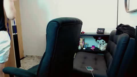 Snapshot of joseon_cute chatting on 04/08/26, 07:25 joseon_cute online show from 04/08/26, 07:25