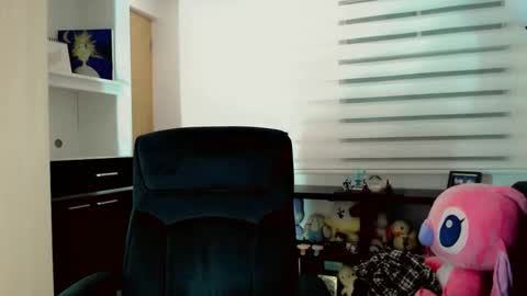 Snapshot of joseon_cute chatting on 04/15/26, 11:27 joseon_cute online show from 04/15/26, 11:27