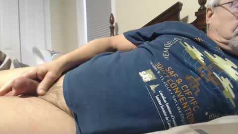 josephgr2021 online show from 02/18/25, 03:43