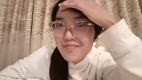 Kama online show from 04/15/26, 07:21