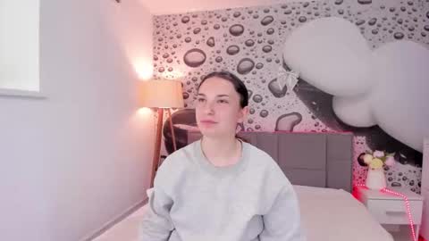 Snapshot of josephinerowe chatting on 04/10/26, 12:21 Josephine online show from 04/10/26, 12:21