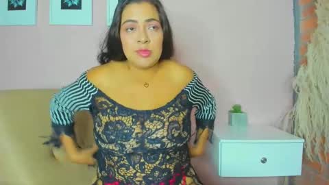 josephinesmiths online show from 12/06/24, 07:45