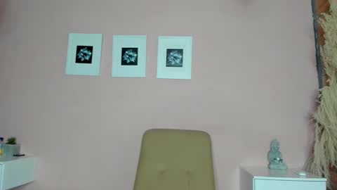 josephinesmiths online show from 01/03/25, 07:39