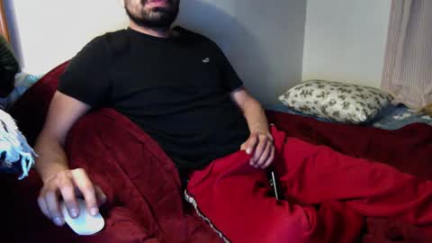 Snapshot of josephs1990 chatting on 01/16/25, 07:38 josephs1990 online show from 01/16/25, 07:38