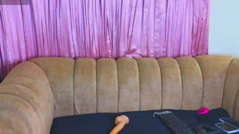 JOSETH ARIAZ online show from 05/12/26, 10:45