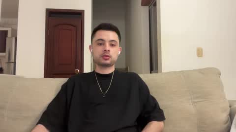 josezaens_ online show from 09/17/25, 09:11