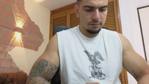 Snapshot of josh_miller01 chatting on 06/06/26, 01:16 josh_miller01 online show from 06/06/26, 01:16