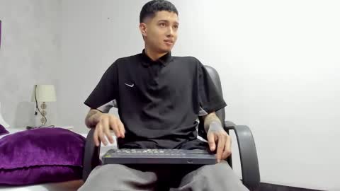 JoshBeech online show from 02/02/26, 01:54