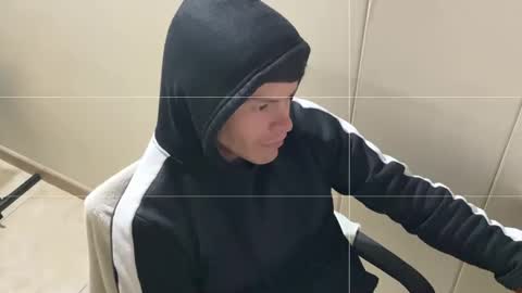 Nicolas online show from 03/18/26, 06:16