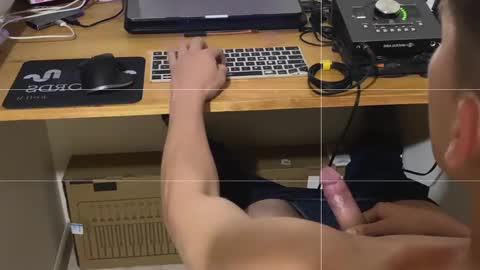 Nicolas online show from 04/09/26, 02:11