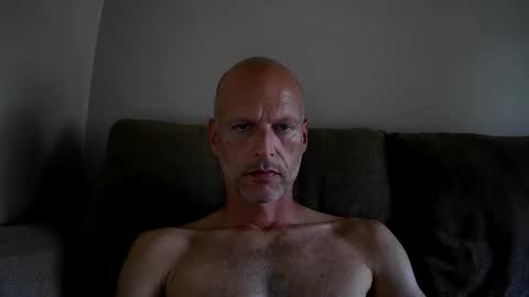 joshking2017 online show from 06/07/26, 09:51