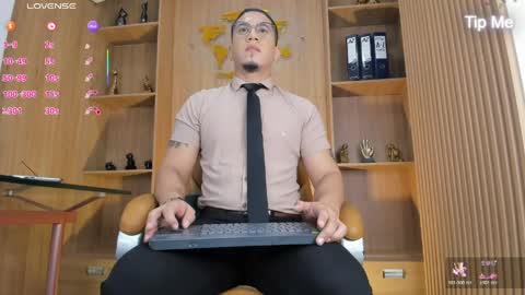 joshmiller___ online show from 05/30/26, 11:40