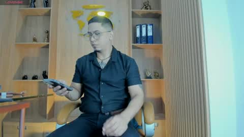 Snapshot of joshmiller___ chatting on 07/01/26, 11:34 joshmiller___ online show from 07/01/26, 11:34