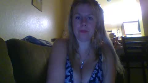 Lana Caruso online show from 10/30/25, 06:04