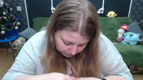 josiesun771 online show from 12/13/24, 07:36