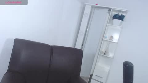 Snapshot of jositarousell chatting on 02/06/25, 09:38 Josita rousell INSTAGRAM majoestupy online show from 02/06/25, 09:38