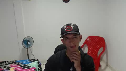 josue25sex online show from 12/17/25, 11:55