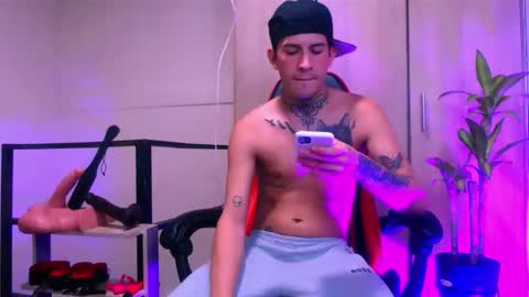 josue_linares online show from 05/24/26, 04:50