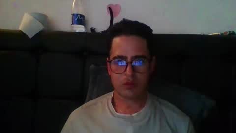 Snapshot of josux8 chatting on 11/20/25, 08:19 josux8 online show from 11/20/25, 08:19