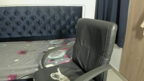 josy online show from 05/15/26, 10:50