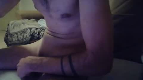 Snapshot of jotabasshot chatting on 11/02/25, 02:25 JOTA online show from 11/02/25, 02:25