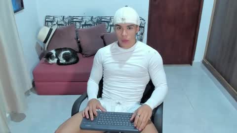 Im Jouliano online show from 09/18/25, 12:12