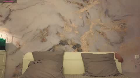 Snapshot of jousimies chatting on 01/27/25, 01:16 Jane online show from 01/27/25, 01:16