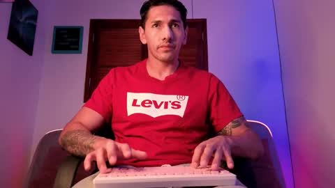  JOYLOPEZFIT online show from 02/20/26, 12:05