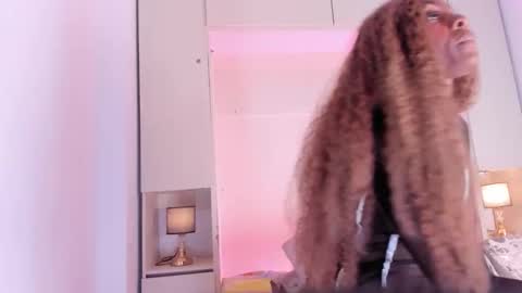 joyceblake online show from 02/04/26, 08:14