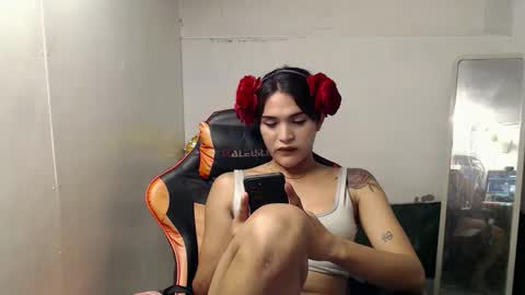 Snapshot of joycum_xxx chatting on 01/14/26, 04:01 JOY in your heart online show from 01/14/26, 04:01