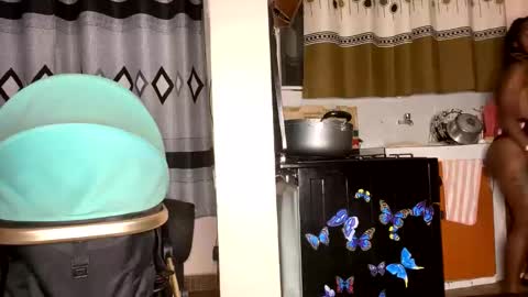 Snapshot of joyslim1 chatting on 10/07/25, 04:48 Butterflyass online show from 10/07/25, 04:48