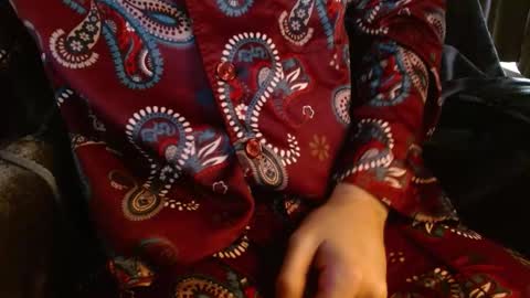 Snapshot of jp309 chatting on 12/18/25, 12:44 JP online show from 12/18/25, 12:44