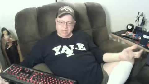 jpmel99 online show from 10/18/25, 10:10