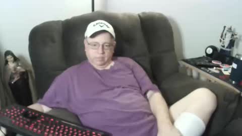 jpmel99 online show from 11/01/25, 10:56