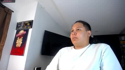 INDEPENDENT MODEL online show from 04/15/26, 03:02