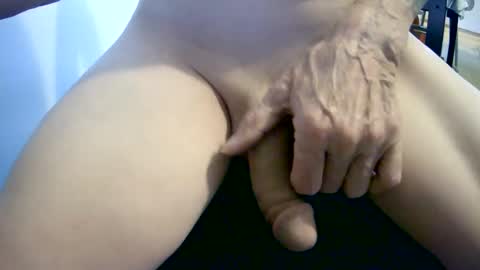 jries329 online show from 02/18/25, 09:43