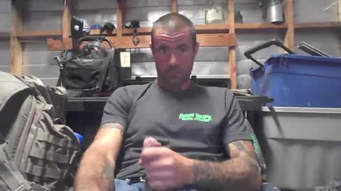 Snapshot of jrizzle1111 chatting on 06/25/26, 07:35 jrizzle1111 online show from 06/25/26, 07:35