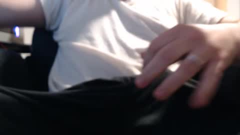 Snapshot of jromes42 chatting on 09/23/25, 01:47 jromes42 online show from 09/23/25, 01:47