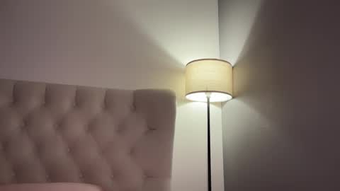 Snapshot of js_girls chatting on 02/11/25, 02:24 Jennie and Sophia online show from 02/11/25, 02:24